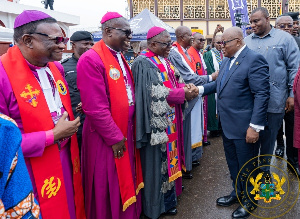 Akufo-Addo with some clergy members