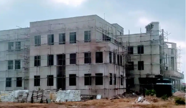 The project, started on December 21, 2021, is handled by Construction Ambassadors Limited