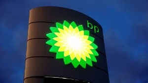 BP to slash green investment and ramp up gas and oil