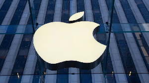 Apple plans $500 billion in US investment, 20,000 research jobs in next four years