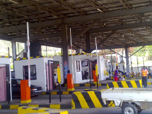 The union urged the government to ensure that tolls are collected fairl