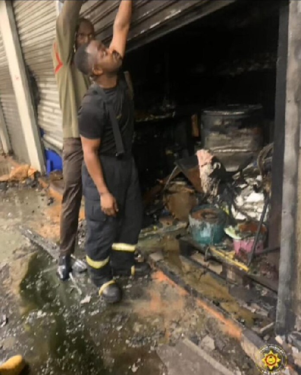 The flames were brought under control and fully extinguished within an hour