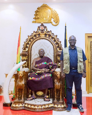 Francis Asenso Boakye (right) introduced himself to Otumfuo as Roads and Highways minister
