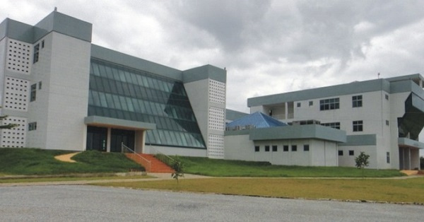 The agreed amount of 4 million dollars for earthworks reportedly ballooned to about 30 million