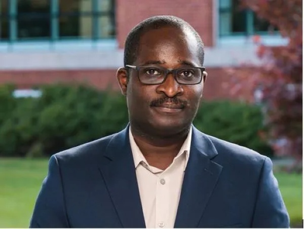 Professor Alex Annan Abakah of Bentley University