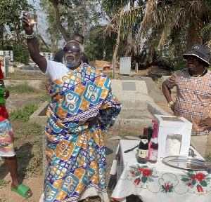Oboy Siki marks birthday at a cemetery