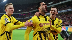 Dortmund set up Barca QF after comeback win in Lille