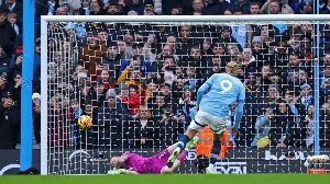 Erling Haaland’s penalty miss highlights Manchester City’s frustrations in 1-1 Draw