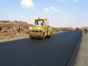 Mahama urged to prioritise urgent highway repairs for economic growth