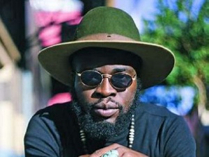 M.anifest