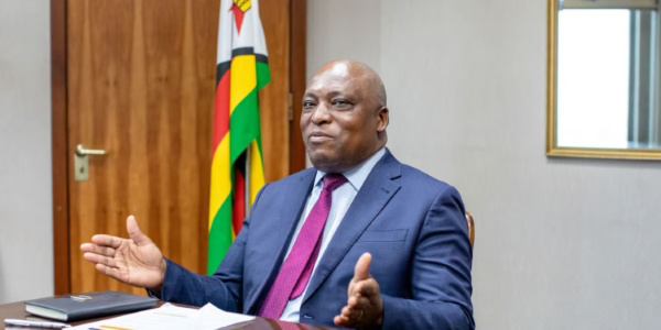Zimbabwe's Reserve Bank Governor, John Mushayavanhu