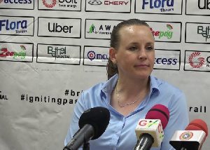 Nora Häuptle