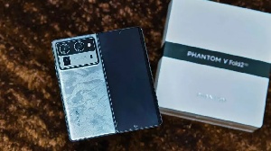 Tecno Phantom V Fold 2