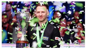 Triumphant Trump beats Hawkins to win second UK Championship crown