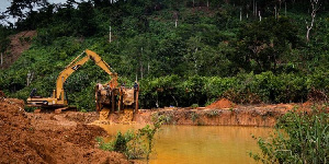 They also accused some politicians of supporting illegal mining operations by foreigners