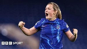 Chelsea remained in control, with Erin Cuthbert hitting the crossbar
