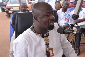 The traders described the mayor's comments as demeaning and unacceptable