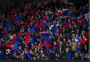 Barcelona continue to struggle to bring fans back to see them play