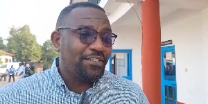 John Dumelo