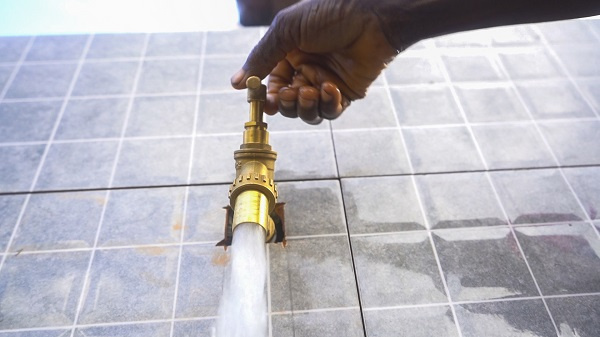19.1% of individuals in Ghana lacked access to sufficient drinking water