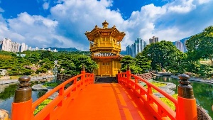 Hong Kong's frantic pace in Nan Lian Garden
