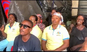 The traders insist that authorities must prevent favoritism