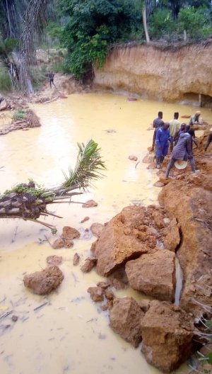 Mining pit